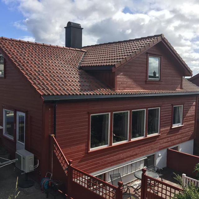 Rødt hus med rødt